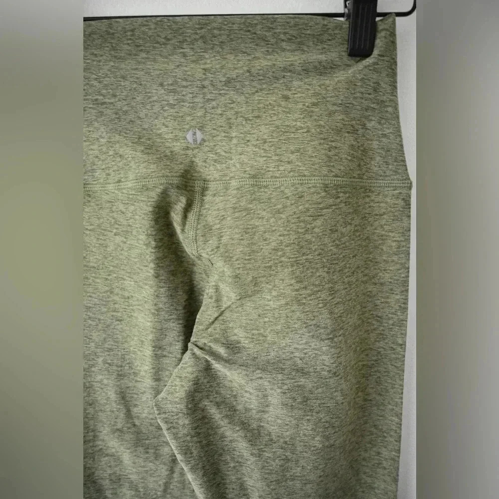 TAVI Ultra Soft Leggings - Picture 8 of 10